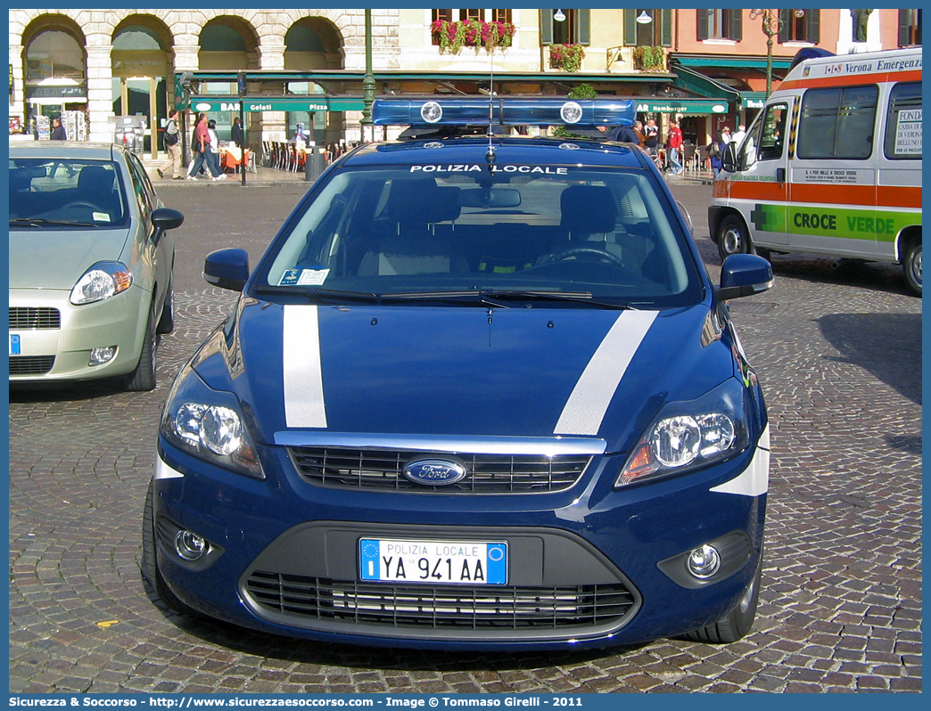 Polizia Locale YA941AA
Polizia Locale
Comune di Villafranca di Verona
Ford Focus Style Wagon II serie
Allestitore Ciabilli S.r.l.
Parole chiave: PL;P.L.;PM;P.M.;Polizia;Municipale;Locale;Villafranca di Verona;Ford;Focus;Style Wagon;SW;S.W.;Ciabilli