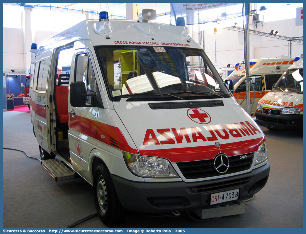 CRI A703B
Croce Rossa Italiana
Montorfano
Mercedes Benz Sprinter I serie restyling
Allestitore MAF S.n.c.
Parole chiave: Croce;Rossa;Italiana;CRI;C.R.I.;Ambulanza;Mercedes Benz;Sprinter;Montorfano;MAF;M.A.F.;Mariani Alfredo e Figli