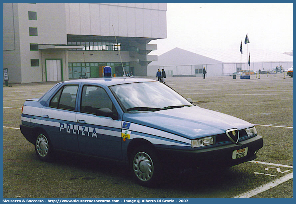 Polizia B5766
Polizia di Stato
Polizia Stradale
Autostrada del Brennero S.p.A.
Alfa Romeo 155
Parole chiave: Polizia di Stato;Polizia Stradale;Autostrada del Brennero S.p.A.;Brenneroautobahn A.G.;Alfa Romeo;155