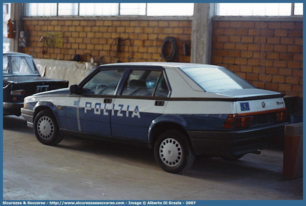 -
Polizia di Stato
Polizia Stradale
Società Autostrada Ligure Toscana
Alfa Romeo 75
Parole chiave: Polizia di Stato;Polizia Stradale;S.A.L.T.;SALT;Società Autostrada Ligure Toscana;Alfa Romeo;75