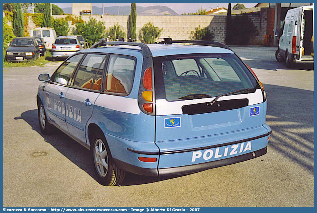 -
Polizia di Stato
Polizia Stradale
Società Autostrada Tirrenica
Fiat Marea Weekend
Parole chiave: Polizia di Stato;Polizia Stradale;S.A.T.;SAT;Società Autostrada Tirrenica;Fiat;Marea Weekend