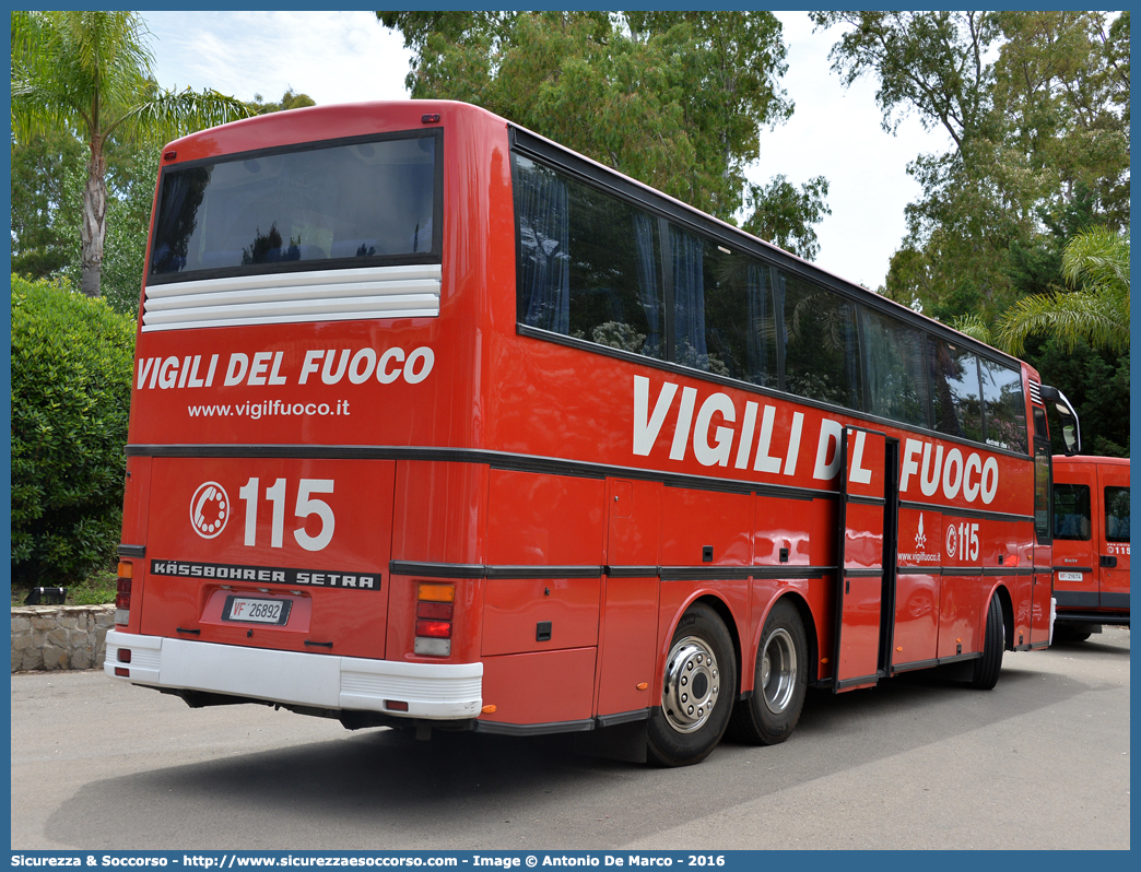 VF 26892
Corpo Nazionale Vigili del Fuoco
Kassbohrer Setra S215HDH
Parole chiave: VVF;V.V.F.;Corpo;Nazionale;Vigili;del;Fuoco;Kassbohrer;Setra;S215HDH;S 215 HDH