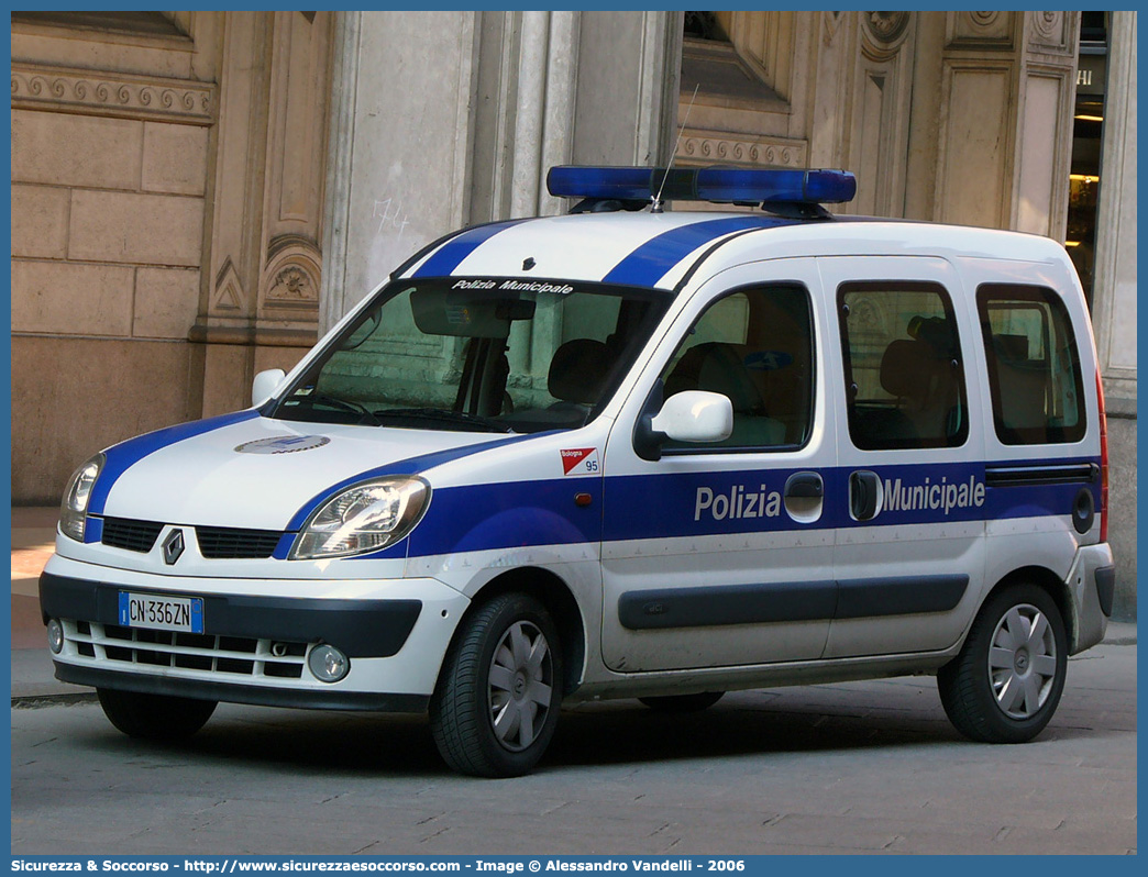 -
Polizia Municipale
Comune di Bologna
Renault Kangoo II serie
Parole chiave: Polizia;Municipale;Locale;Bologna;Renault;Kangoo