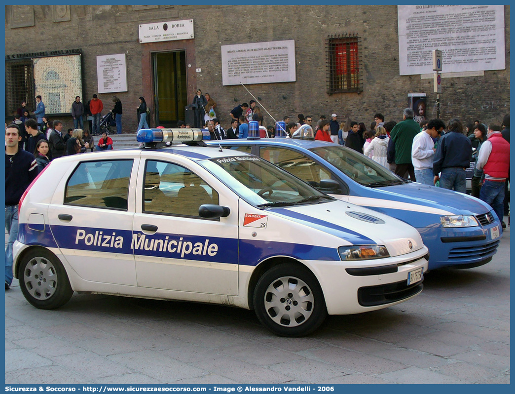 -
Polizia Municipale
Comune di Bologna
Fiat Punto II serie
Allestitore Bertazzoni S.r.l.
Parole chiave: Polizia;Municipale;Locale;Bologna;Fiat;Punto;Bertazzoni