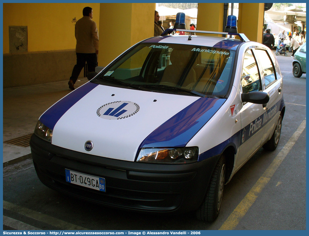 -
Polizia Municipale
Comune di Bologna
Fiat Punto II serie
Parole chiave: Polizia;Municipale;Locale;Bologna;Fiat;Punto