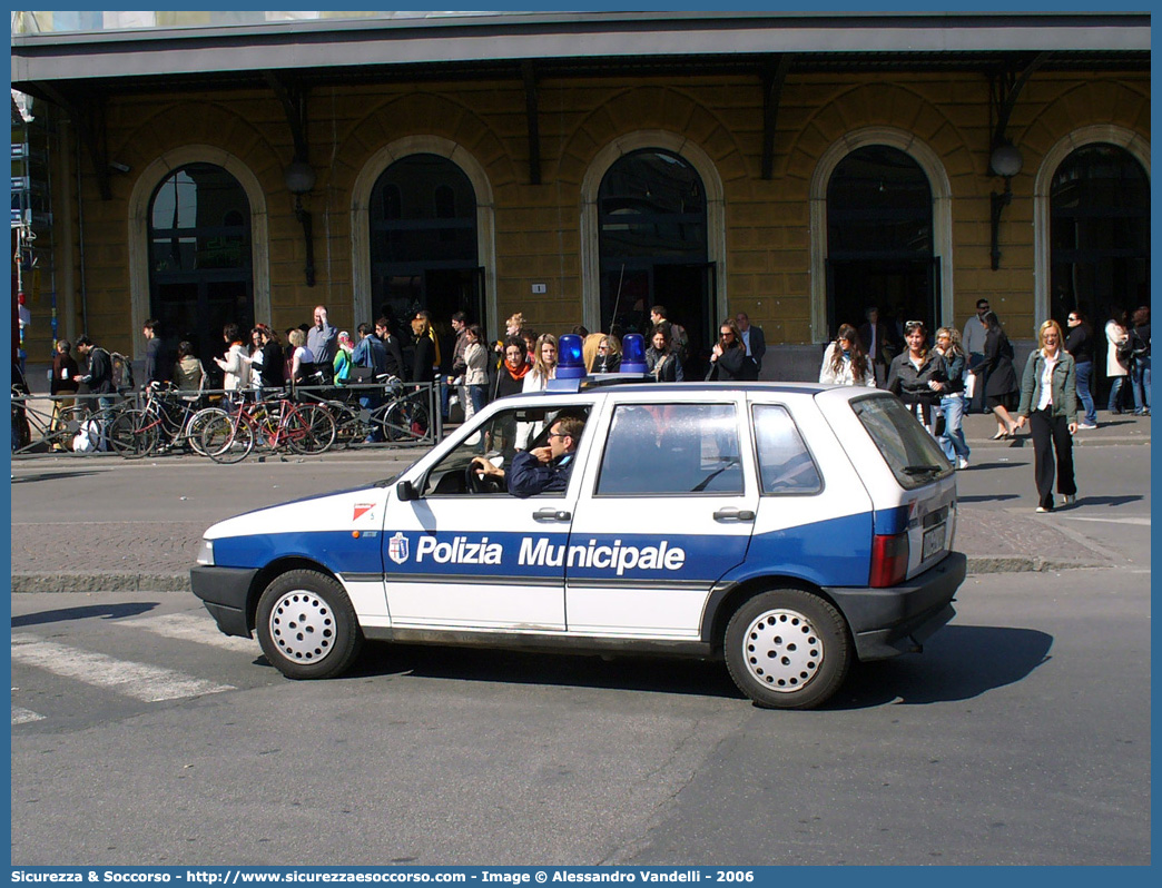 -
Polizia Municipale
Comune di Bologna
Fiat Uno II serie
Parole chiave: Polizia;Locale;Municipale;Bologna;Fiat;Uno