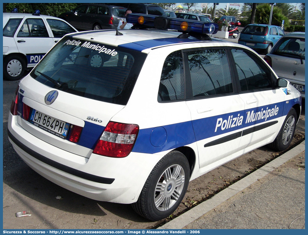 -
Polizia Municipale
Comune di Busseto
Fiat Stilo
Allestitore Bertazzoni S.r.l.
Parole chiave: Polizia;Locale;Municipale;Busseto;Fiat;Stilo;Bertazzoni