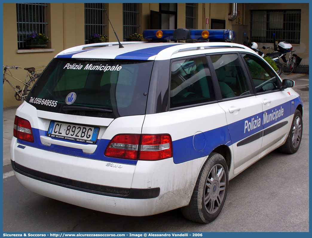 -
Polizia Municipale
Comune di Carpi
Fiat Stilo Multiwagon
Allestitore Bertazzoni S.r.l.
Parole chiave: Polizia;Locale;Municipale;Carpi;Fiat;Stilo;Multiwagon;Multi Wagon;MW;M.W.;Station Wagon;SW;S.W.;Bertazzoni