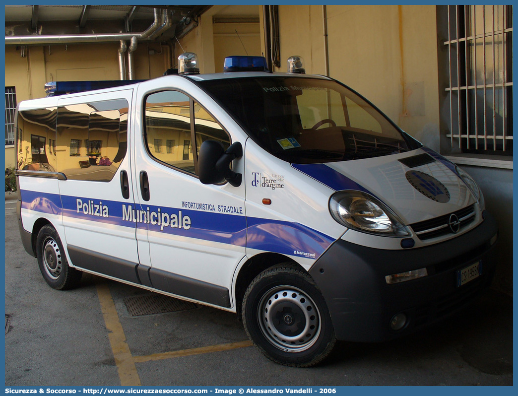 -
Polizia Municipale
Unione Terre d'Argine
Opel Vivaro I serie
Allestitore Bertazzoni S.r.l.
Parole chiave: Polizia;Locale;Municipale;Terre d&#039;Argine;Terre Argine;Campogalliano;Carpi;Novi di Modena;Soliera;Opel;Vivaro;Bertazzoni