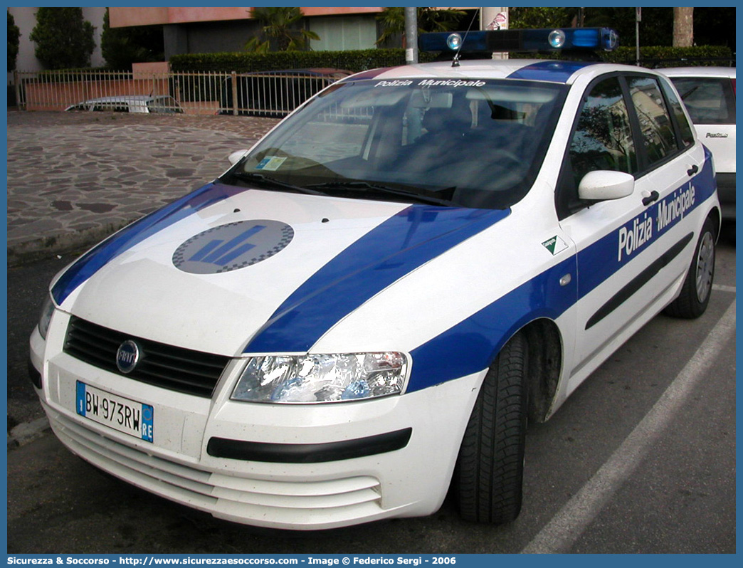 -
Polizia Municipale
Comune di Casalgrande
Fiat Stilo
Parole chiave: Polizia;Locale;Municipale;Casalgrande;Fiat;Stilo