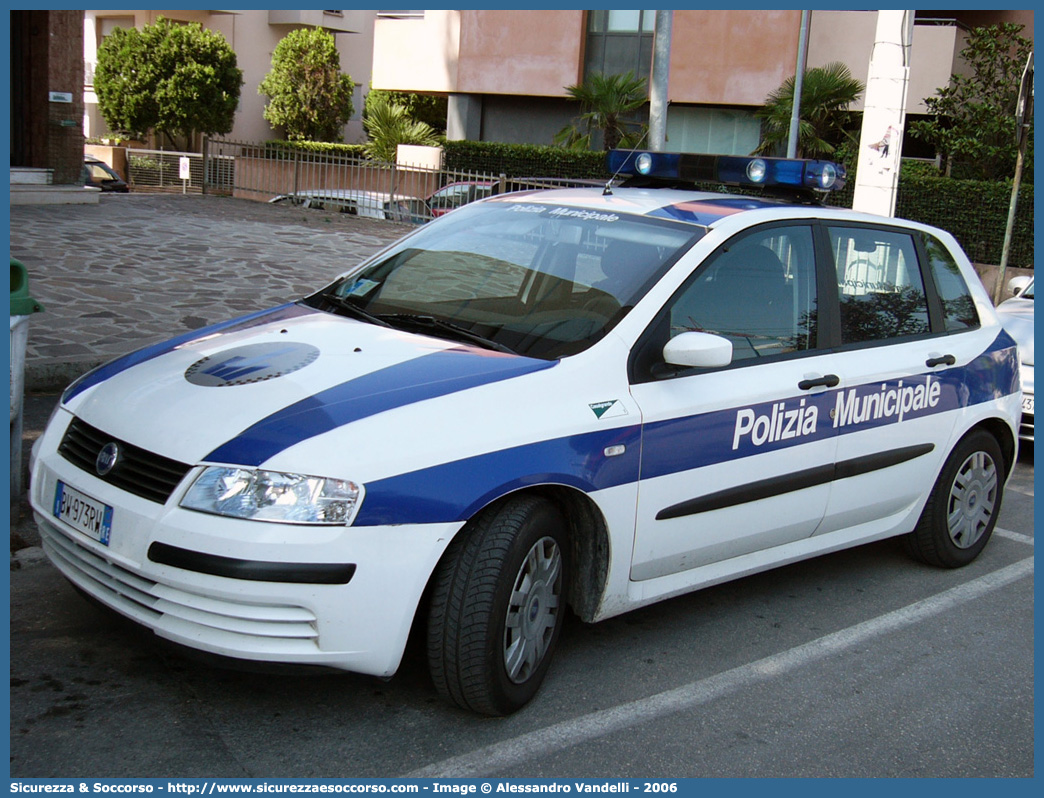 -
Polizia Municipale
Comune di Casalgrande
Fiat Stilo
Parole chiave: Polizia;Locale;Municipale;Casalgrande;Fiat;Stilo