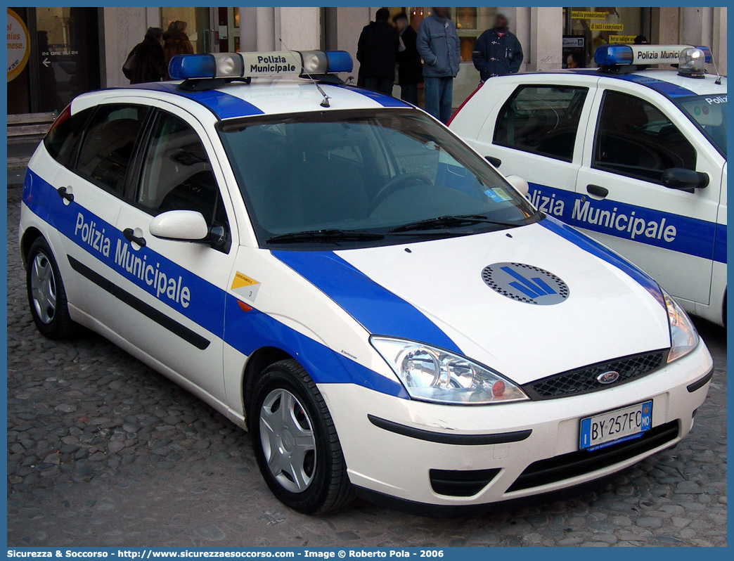 -
Polizia Municipale
Comune di Castelfranco Emilia
Ford Focus I serie
Allestitore Bertazzoni S.r.l.
Parole chiave: Polizia;Locale;Municipale;Castelfranco Emilia;Ford;Focus;Bertazzoni