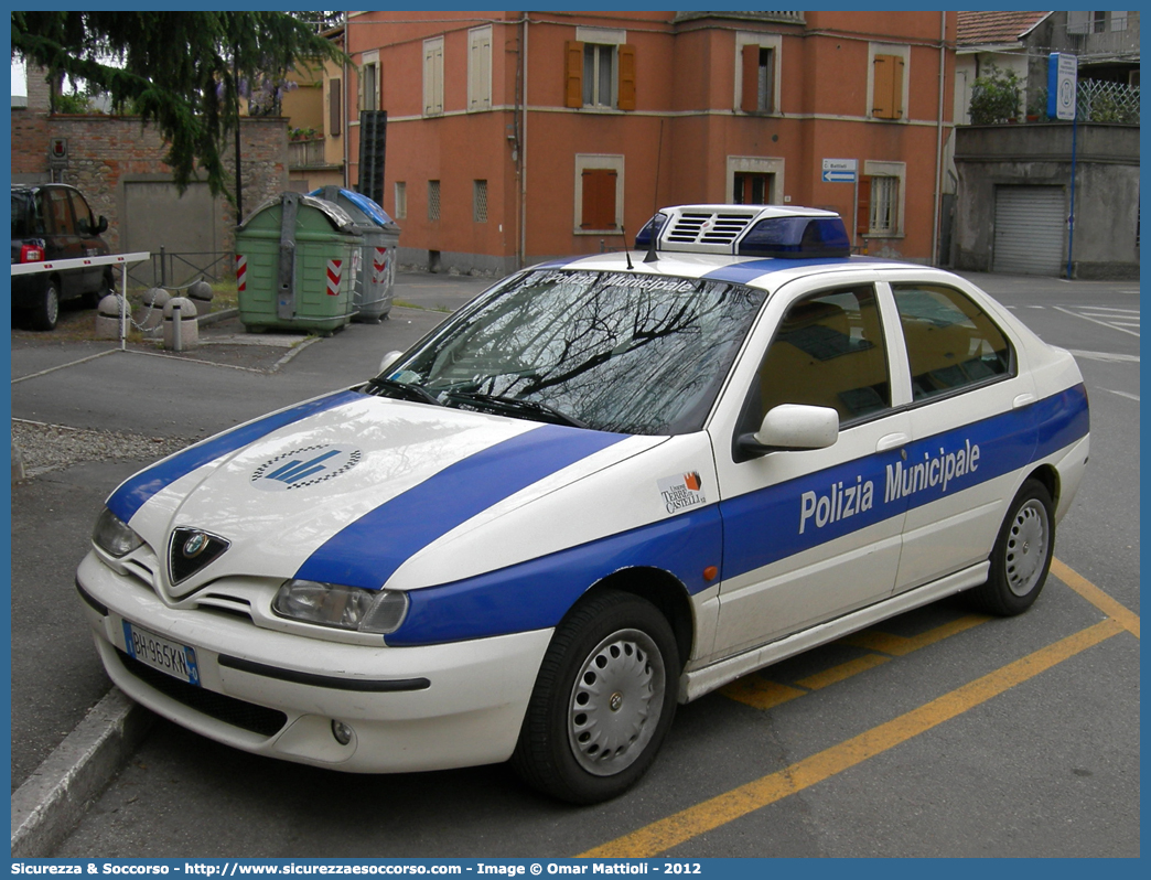 -
Polizia Municipale
Unione Terre di Castelli
Alfa Romeo 146
Parole chiave: Polizia;Locale;Municipale;Terre di Castelli;Castelnuovo Rangone;Spilamberto;Savignano sul Panaro;Vignola;Castelvetro di Modena;Marano sul Panaro;Guiglia;Zocca;Alfa Romeo;146