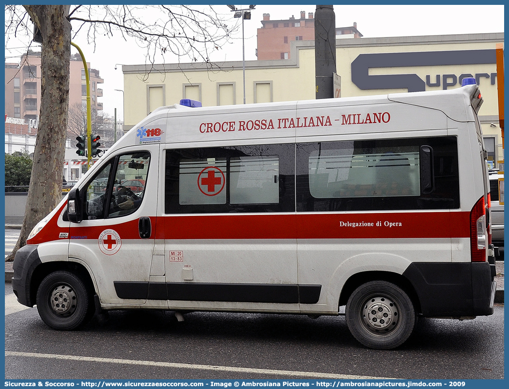 CRI A595D
Croce Rossa Italiana
Opera
Fiat Ducato III serie
Allestitore Bonfanti S.a.s.
Parole chiave: Croce;Rossa;Italiana;CRI;C.R.I.;Ambulanza;Fiat;Ducato;X250;Milano;Opera;Bonfanti