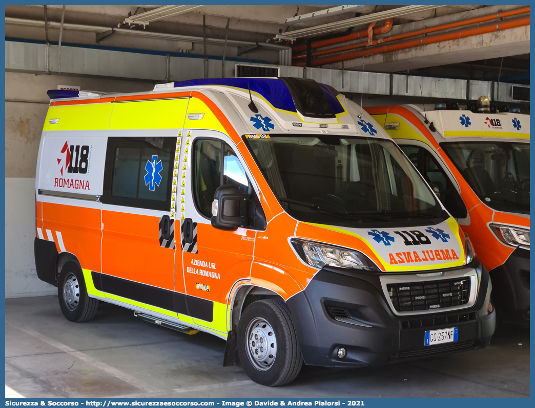 RMG 02
118 Romagna Soccorso
Peugeot Boxer III serie restyling
Allestitore Safety Car S.r.l.
Parole chiave: 118;Romagna;Soccorso;Ambulanza;Autoambulanza;Peugeot;Boxer;Safety Car;Orion