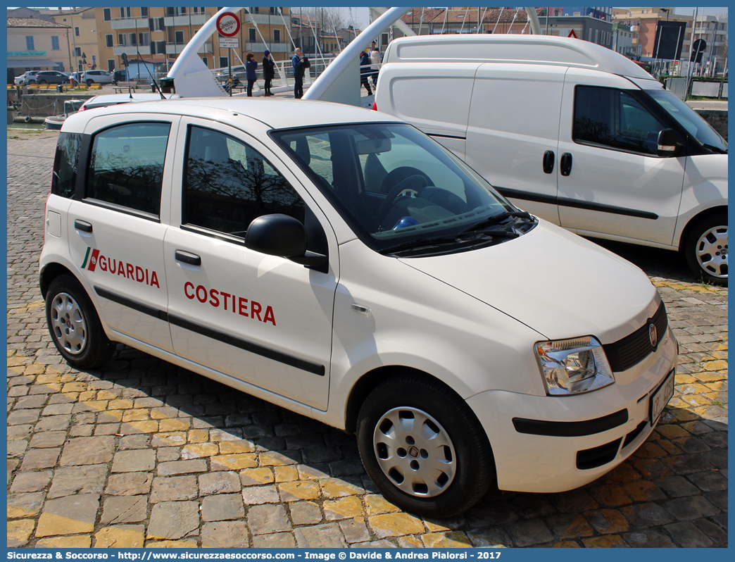 CP 4232
Corpo delle Capitanerie di Porto
Guardia Costiera 
Fiat Nuova Panda I serie restyling
Parole chiave: CP;C.P.;GC;G.C.;Guardia;Costiera;Capitaneria;Capitanerie;di;Porto;Fiat;Nuova;Panda