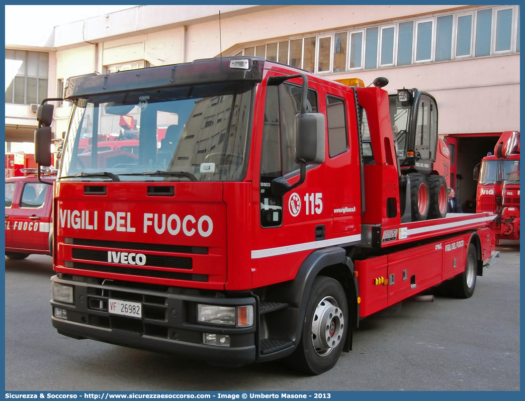 VF 26982
Corpo Nazionale Vigili del Fuoco
Iveco EuroCargo 120E23 I serie
Allestitore OMArS S.p.A.
Parole chiave: VF;V.F.;VVF;V.V.F.;Corpo;Nazionale;Vigili del Fuoco;Vigili;Fuoco;Iveco;EuroCargo;Omars;Carro Attrezzi;Carro Soccorso;120E23;120E 23;120 E23;120 E 23;26982