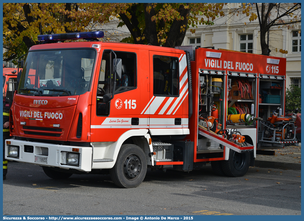 VF 19933
Corpo Nazionale Vigili del Fuoco
Iveco Magirus CityEuroFire
100E21 I serie
Ricondizionato Fortini S.r.l.
Parole chiave: VVF;V.V.F.;Corpo;Nazionale;Vigili;del;Fuoco;AutoPompaSerbatoio;APS;A.P.S.;Iveco;Magirus;EuroFire;100E21