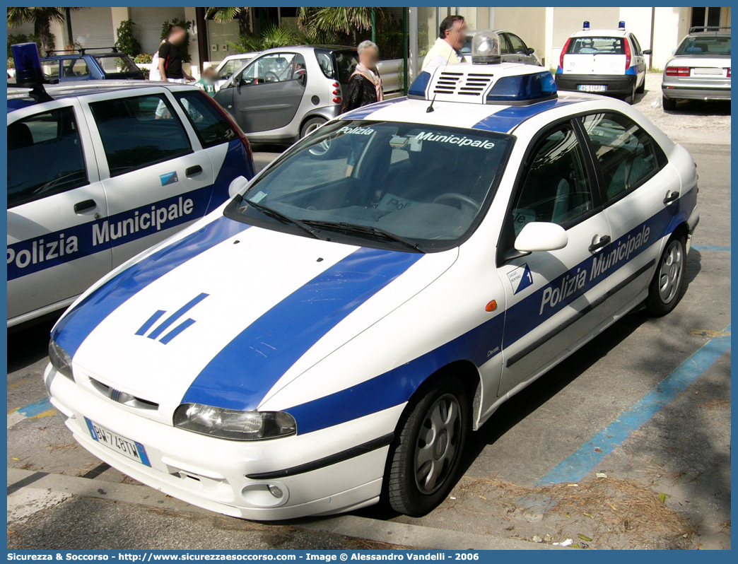 -
Polizia Municipale
Comune di Gaggio Montano
Fiat Brava
Allestitore Orlandi S.r.l.
Parole chiave: Polizia;Locale;Municipale;Gaggio Montano;Fiat;Brava;Orlandi