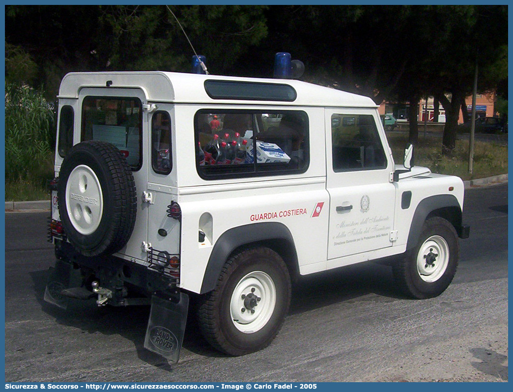 CP 2950
Corpo delle Capitanerie di Porto
Guardia Costiera
Land Rover Defender 90
Parole chiave: CP;GC;C.P.;G.C.;Guardia Costiera;Capitaneria di Porto;Capitanerie di Porto;Land Rover;Defender;90;2950