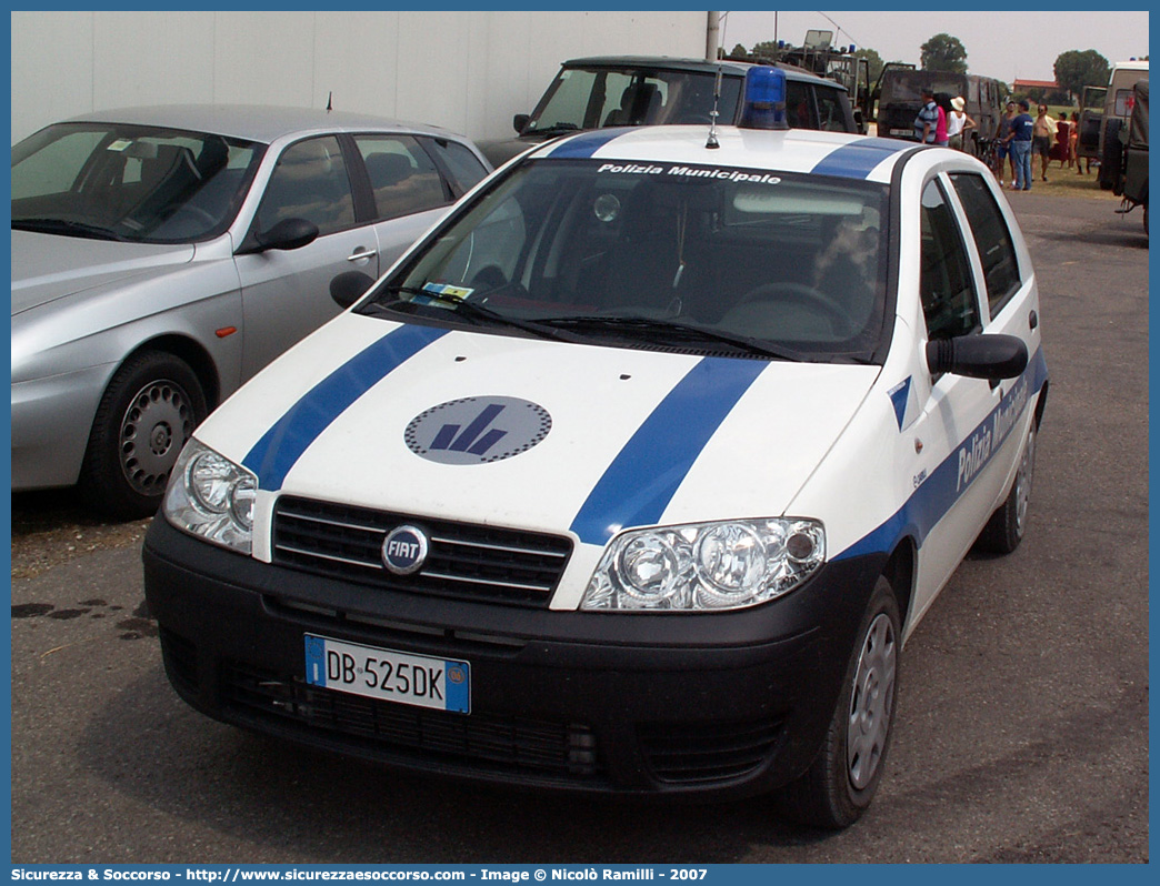 -
Polizia Municipale
Comune di Lugo
Fiat Punto III serie
Allestitore Ciabilli S.r.l.
Parole chiave: Polizia;Locale;Municipale;Lugo;Fiat;Punto;Ciabilli