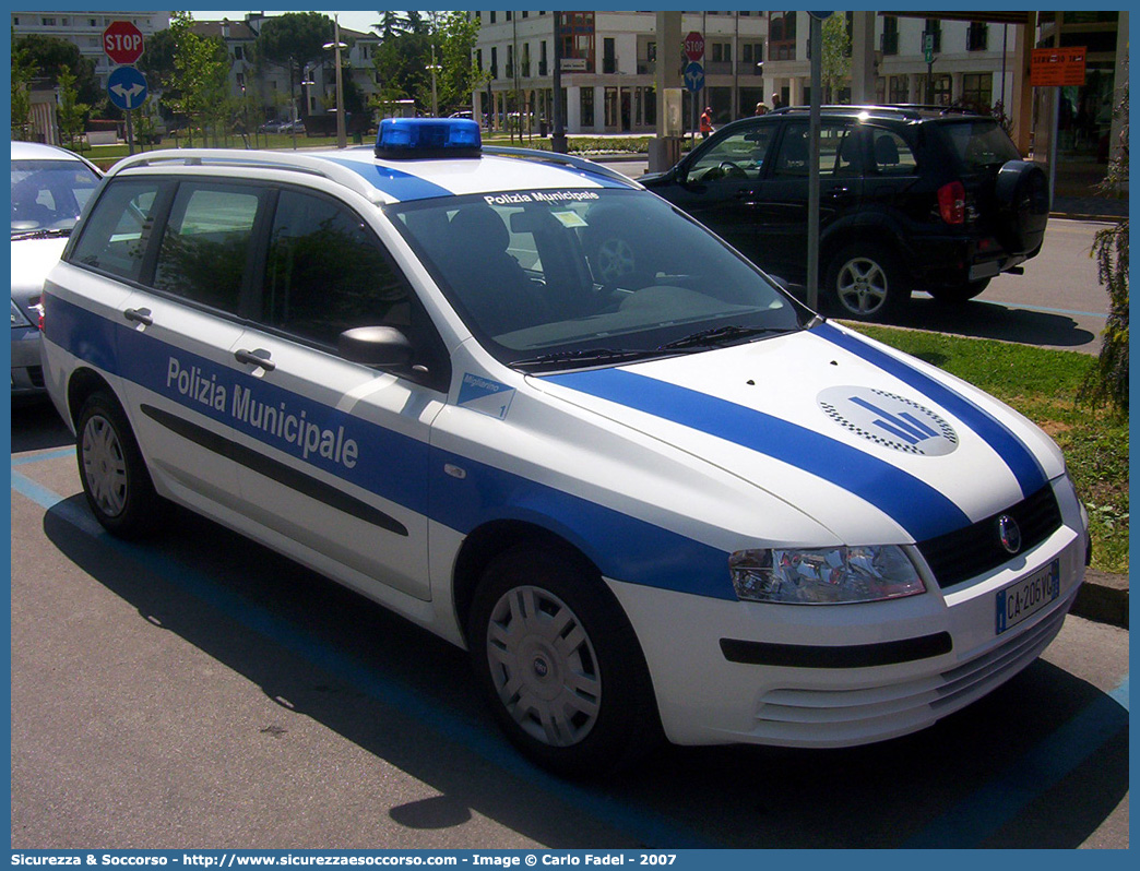 -
Polizia Municipale
Comune di Migliarino
Fiat Stilo Multiwagon
Parole chiave: Polizia;Locale;Municipale;Migliarino;Fiat;Stilo;Multiwagon