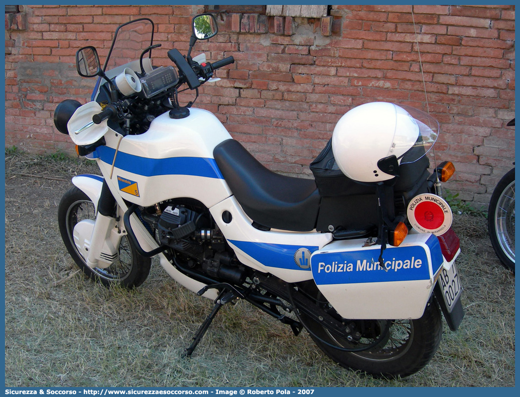 -
Polizia Municipale
Comune di Mirandola
Moto Guzzi NTX750
Parole chiave: Polizia;Locale;Municipale;Mirandola;Moto Guzzi;NTX750;NTX 750