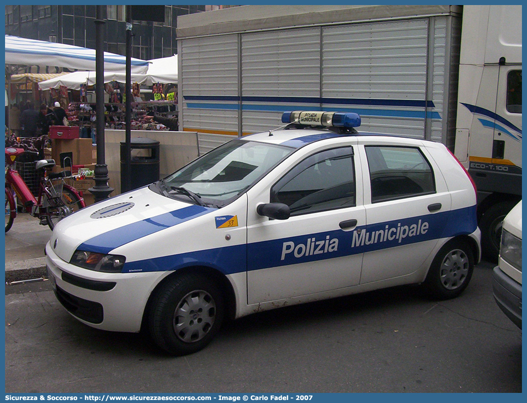 -
Polizia Municipale
Comune di Parma
Fiat Punto II serie
Allestitore Bertazzoni S.r.l.
Parole chiave: Polizia;Locale;Municipale;Parma;Fiat;Punto;Bertazzoni