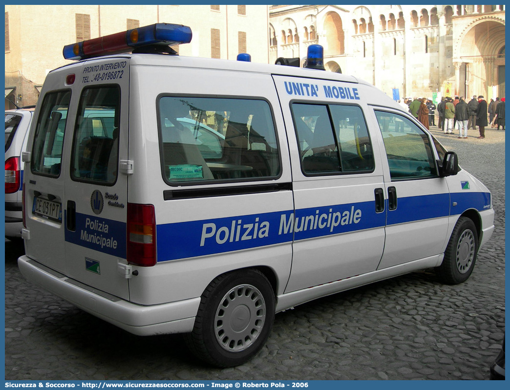 -
Polizia Municipale
Comune di Pavullo nel Frignano
Fiat Scudo II serie
Allestitore Bertazzoni S.r.l.
Parole chiave: Polizia;Locale;Municipale;Pavullo nel Frignano;Fiat;Scudo;Bertazzoni