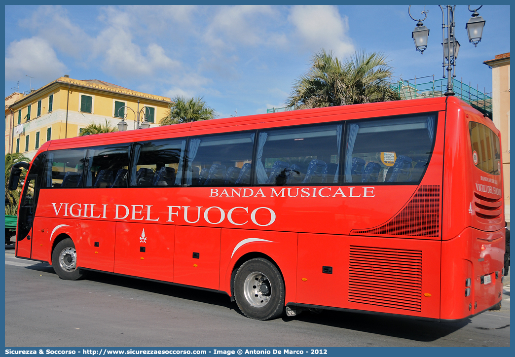 VF 26654
Corpo Nazionale Vigili del Fuoco
Banda Musicale
Volvo Barbi Galileo HD
Parole chiave: VVF;V.V.F.;Corpo;Nazionale;Vigili del Fuoco;Vigili;Fuoco;Banda;Musicale;Volvo;Barbi;Galileo;HD;26654