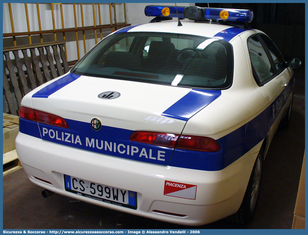 -
Polizia Municipale
Comune di Piacenza
Alfa Romeo 156 II serie
Parole chiave: Polizia;Locale;Municipale;Piacenza;Alfa Romeo;156