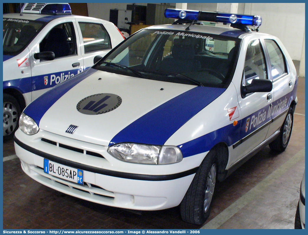 -
Polizia Municipale
Comune di Piacenza
Fiat Palio I serie
Parole chiave: Polizia;Locale;Municipale;Piacenza;Fiat;Palio