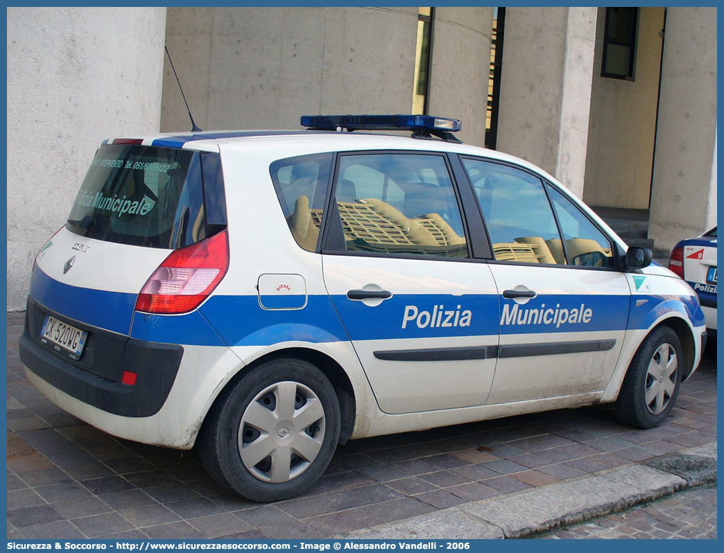 -
Polizia Municipale
Comune di San Lazzaro di Savena
Renault Scenic II serie
Parole chiave: Polizia;Locale;Municipale;San Lazzaro di Savena;Renault;Scenic