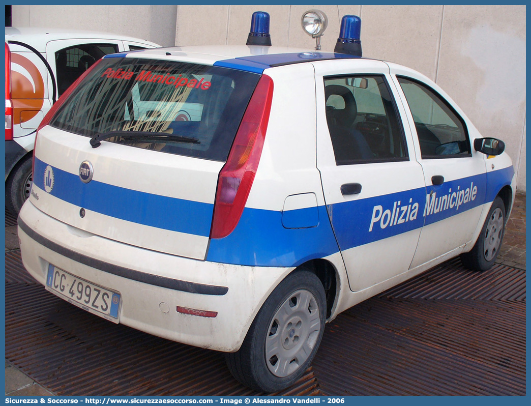 -
Polizia Municipale
Comune di
Santarcangelo di Romagna
Fiat Punto III serie
Parole chiave: Polizia;Locale;Municipale;Santarcangelo di Romagna;Fiat;Punto