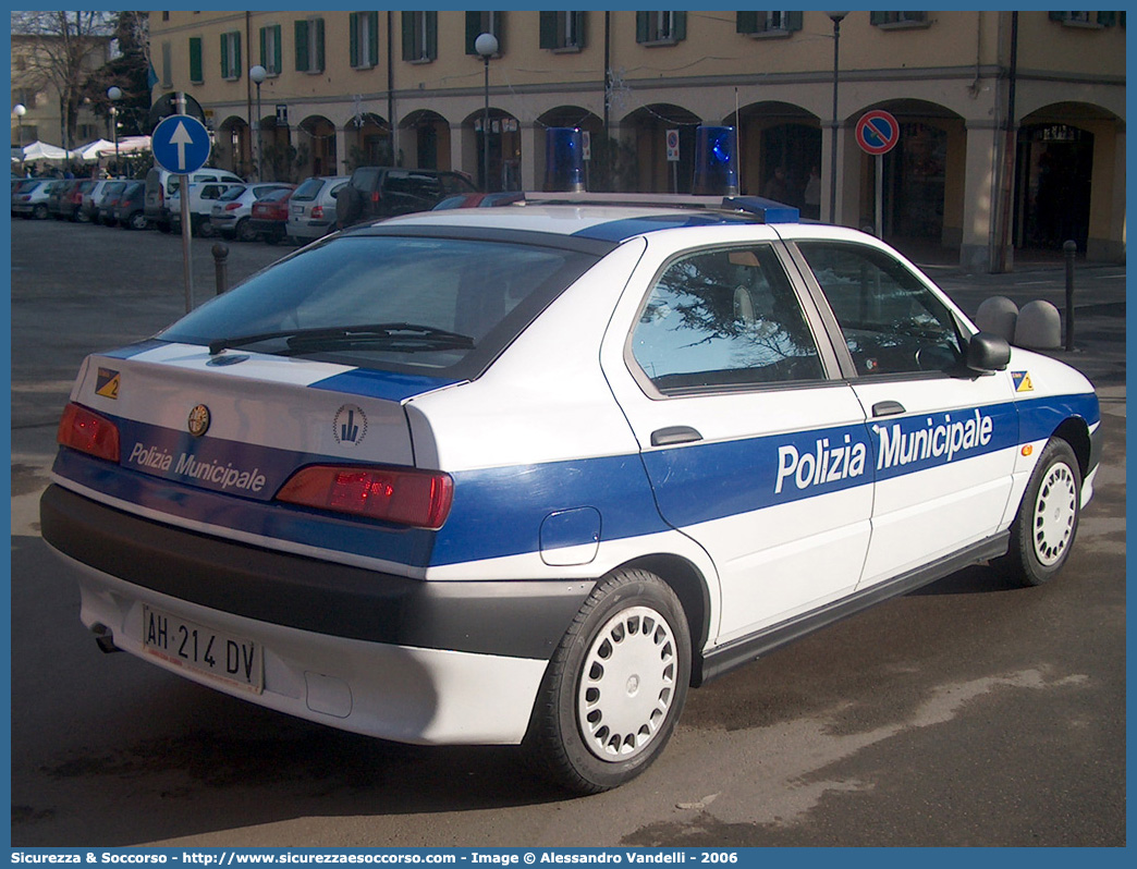 -
Polizia Municipale
Comune di Sant'Ilario d'Enza
Alfa Romeo 146
Parole chiave: Polizia;Locale;Municipale;Sant'Ilario d'Enza;Sant Ilario d Enza;Alfa Romeo;146