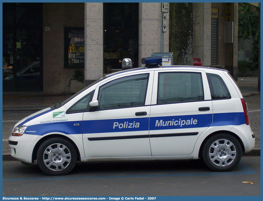 -
Polizia Municipale
Corpo Unico delle Terre Verdiane
Fiat Idea
Allestitore Bertazzoni S.r.l.
Parole chiave: Polizia;Locale;Municipale;Terre Verdiane;Busseto;Fidenza;Fontanellato;Fontevivo;Roccabianca;Salsomaggiore Terme;San Secondo Parmense;Soragna;Trecasali;Fiat;Idea;Bertazzoni