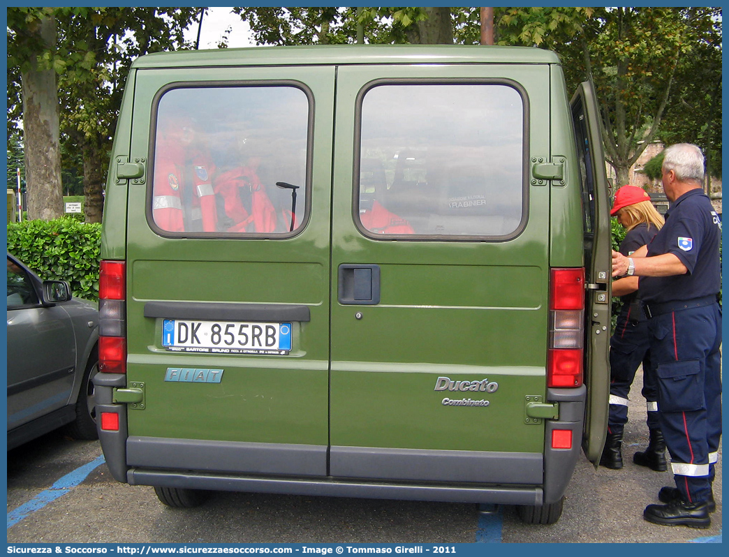 -
Associazione Nazionale Carabinieri
Cittadella
Fiat Ducato II serie
Parole chiave: ANC;A.N.C.;Associazione;Nazionale;Carabinieri;Fiat;Ducato;Cittadella