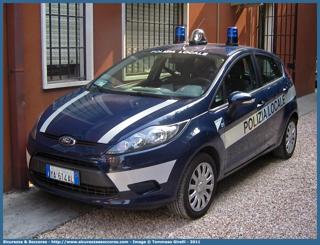 Polizia Locale YA614AL
Polizia Locale
UnionValli
Ford Fiesta VI serie
Allestitore Maritan S.r.l.
Parole chiave: PL;P.L.;PM;P.M.;Polizia;Locale;Municipale;UnionValli;San Martino Buon Albergo;Lavagno;Ford;Fiesta;Maritan Alberto;YA614AL;YA 614 AL