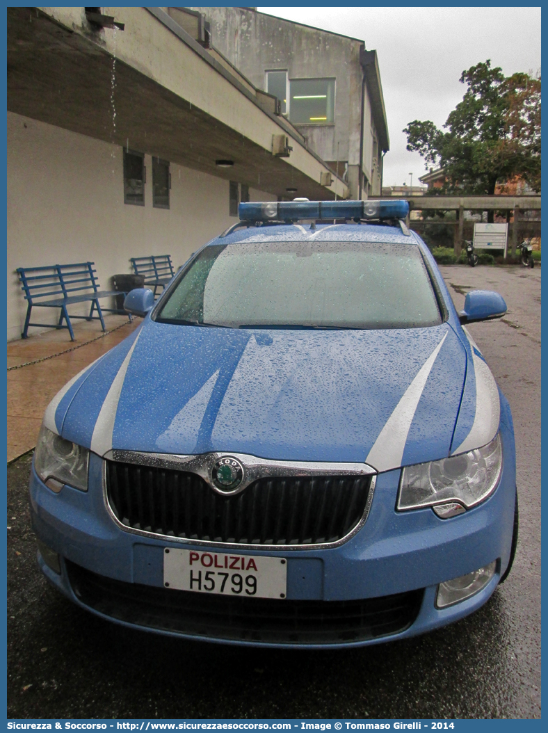 Polizia H5799
Polizia di Stato
Polizia Stradale
Autostrada del Brennero S.p.A.
Skoda Superb Wagon II serie
Allestitore Focaccia Group S.r.l. Group
Parole chiave: PS;P.S.;Polizia;di;Stato;Stradale;Autostrada;del;Brennero;Brenneroautobahn A.G.;Skoda;Superb;Wagon;Focaccia