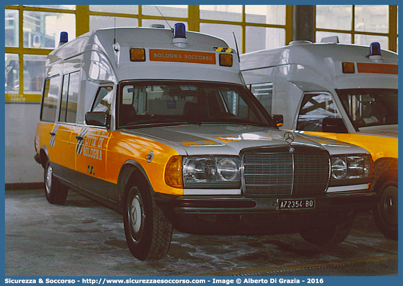 BO 2771
118 Bologna Soccorso
Mercedes Benz W123
Allestitore Grazia/Miesen
Parole chiave: 118;Bologna;Soccorso;Ambulanza;Autoambulanza;Mercedes Benz;W123;W 123;Grazia;Miesen