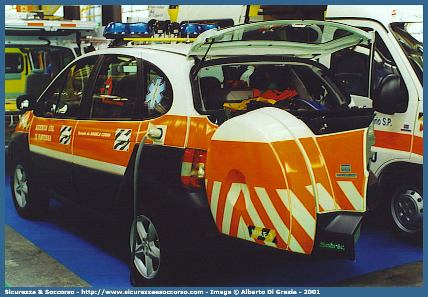 MIKE 03
118 Romagna Soccorso
Ambito Territoriale di Ravenna
Renault Scenic RX4
Allestitore MAF S.n.c.
Parole chiave: 118;Romagna;Ravenna;Soccorso;Automedica;Automedicalizzata;Auto Medica;Auto Medicalizzata;Renault;Scenic;RX4;RX 4;MAF;M.A.F.;Mariani Alfredo e Figlio