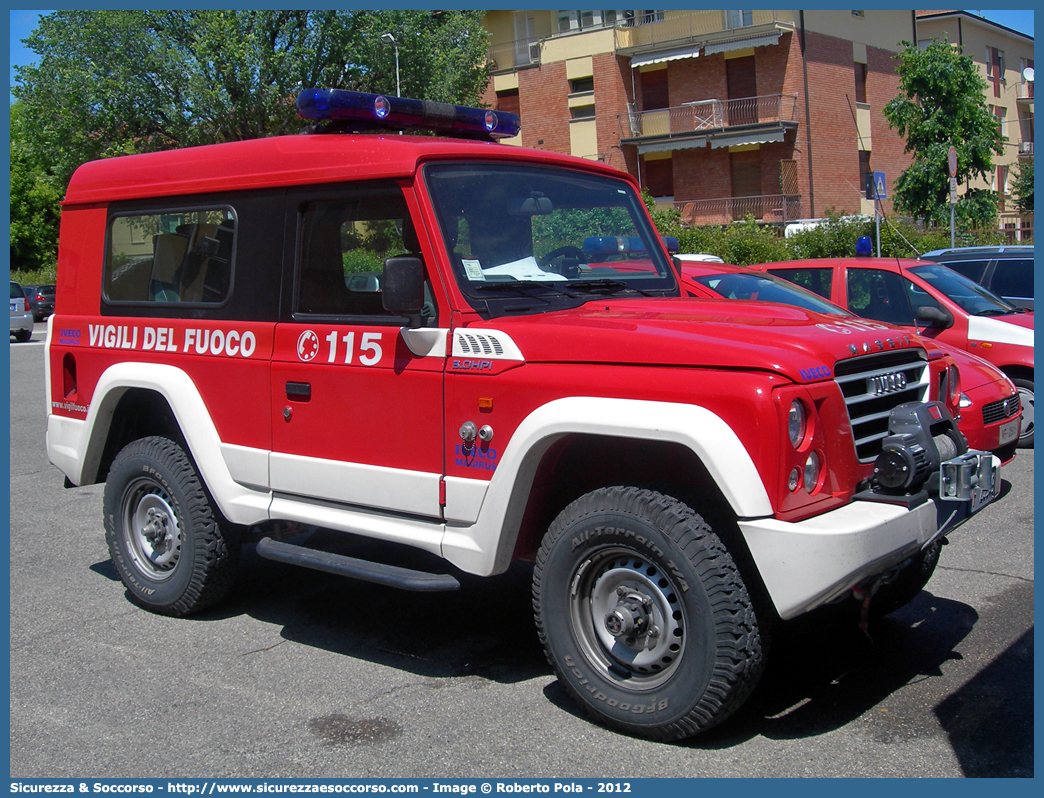 VF 25949
Corpo Nazionale Vigili del Fuoco
Iveco Massif
Parole chiave: VVF;V.V.F.;Corpo;Nazionale;Vigili;del;Fuoco;Iveco;Massif