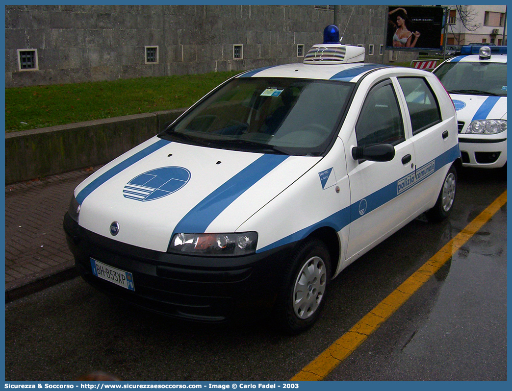 -
Polizia Comunale
Comune di San Vito al Tagliamento
Fiat Punto II serie
Parole chiave: Polizia;Locale;Comunale;Municipale;San;Vito;Tagliamento;Fiat;Punto