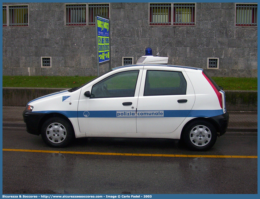 -
Polizia Comunale
Comune di San Vito al Tagliamento
Fiat Punto II serie
Parole chiave: Polizia;Locale;Comunale;Municipale;San;Vito;Tagliamento;Fiat;Punto