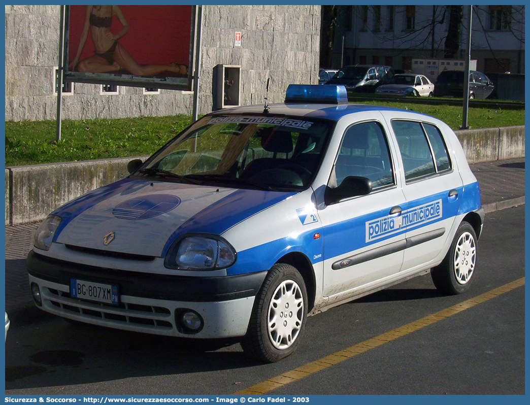 -
Polizia Municipale
Comune di Spilimbergo
Renault Clio II serie
Parole chiave: Polizia;Locale;Comunale;Municipale;Spilimbergo;Renault;Clio