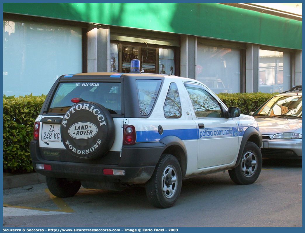 -
Polizia Comunale
Comune di Caneva
Fiat Punto I serie
Parole chiave: PL;P.L.;PM;P.M.;Polizia;Locale;Comunale;Municipale;Caneva;Land;Rover;Freelander