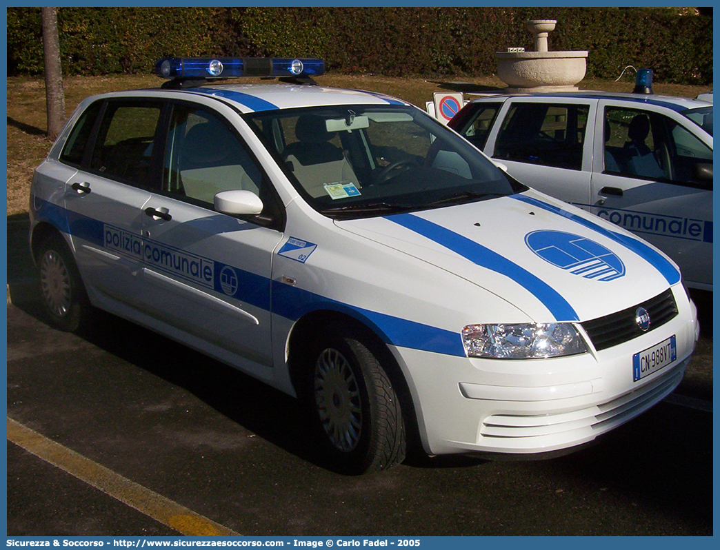 -
Polizia Comunale
Comune di Fiume Veneto
Fiat Stilo II serie
Parole chiave: Polizia;Locale;Comunale;Municipale;Fiume;Veneto;Fiat;Stilo