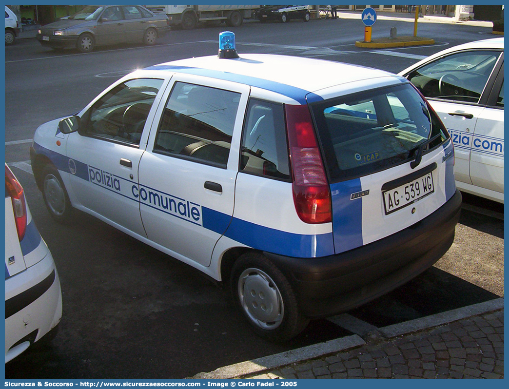 -
Polizia Comunale
Comune di Pravisdomini
Fiat Punto I serie
Parole chiave: Polizia;Locale;Comunale;Municipale;Pravisdomini;Fiat;Punto