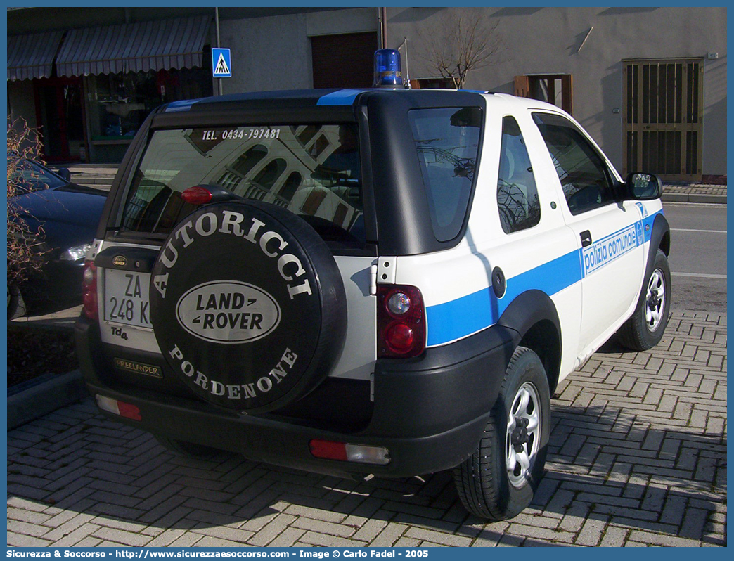 -
Polizia Comunale
Comune di Caneva
Fiat Punto I serie
Parole chiave: PL;P.L.;PM;P.M.;Polizia;Locale;Comunale;Municipale;Caneva;Land;Rover;Freelander