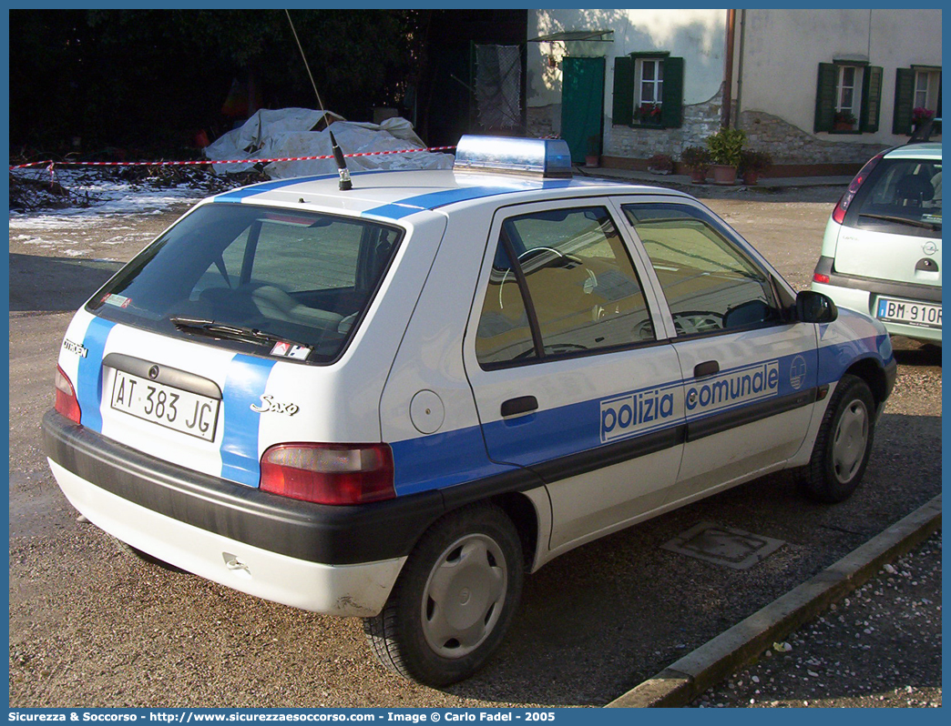 -
Polizia Comunale
Comune di Terzo di Aquileia
Citroen Saxo II serie
Parole chiave: Polizia;Locale;Comunale;Municipale;Terzo;Aquileia;Citroen;Saxo